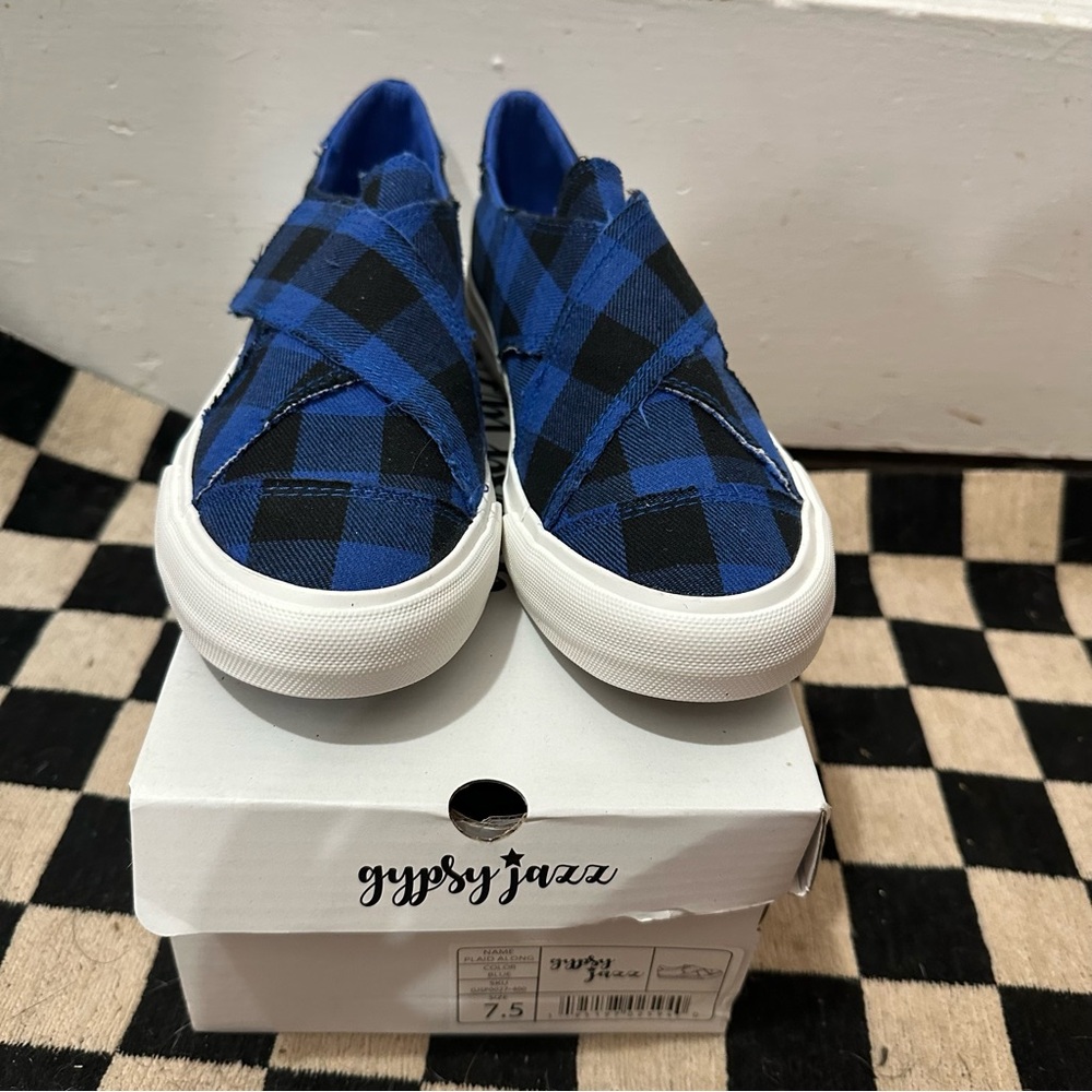 Gypsy Jazz Blue and Black Sneakers with Padded Collar